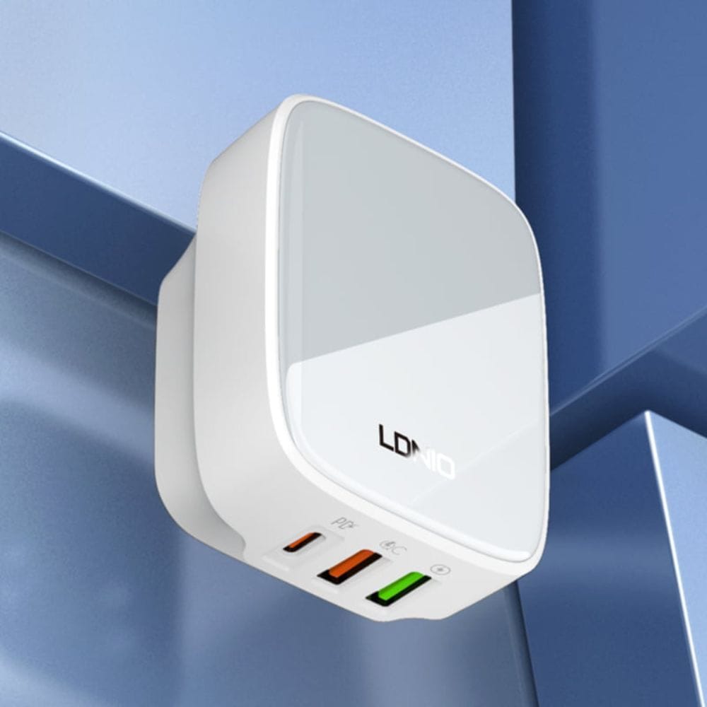 Cargador de 20W con 3 Puertos USB
