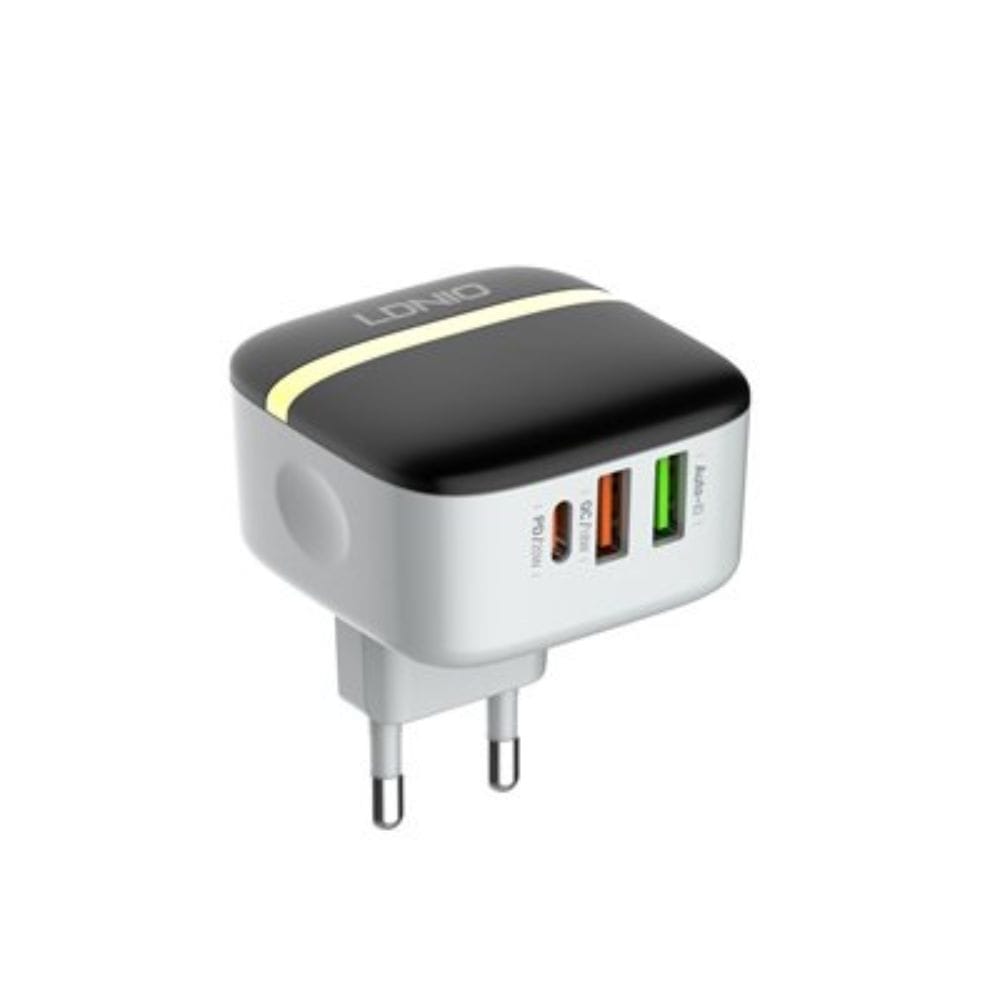 Cargador de 32W con 3 Puertos USB